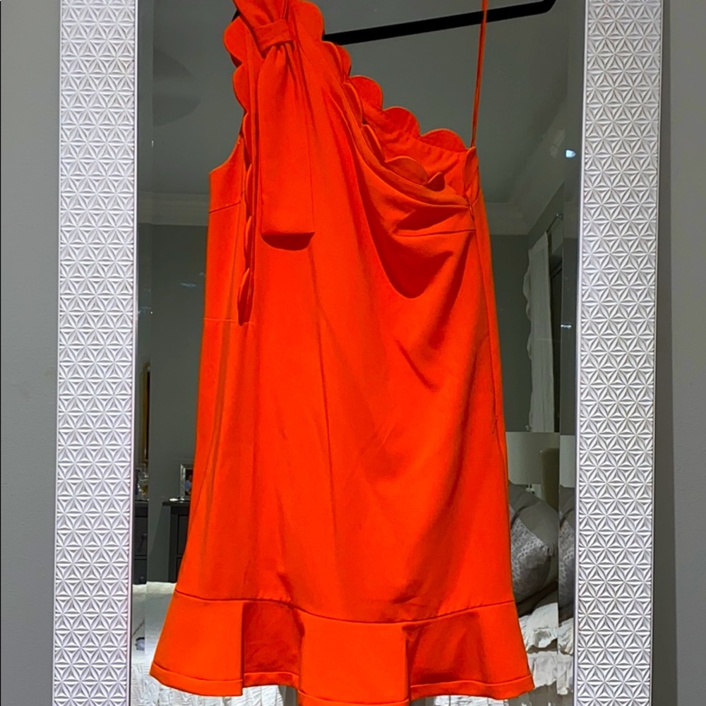 One shoulder scalloped dress